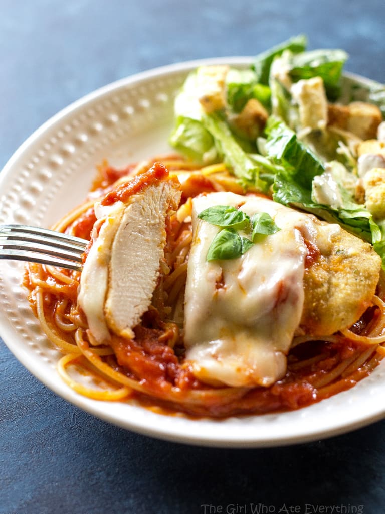 Easy Baked Chicken Parmesan - my go-to easy dinner when I don't have anything planned. the-girl-who-ate-everything.com