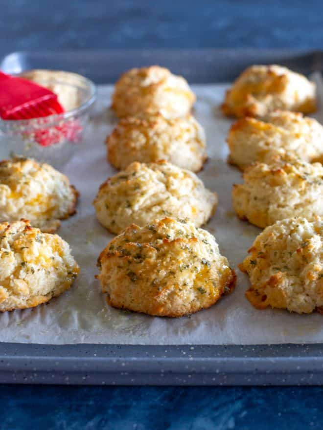 Cheddar Bay Biscuits