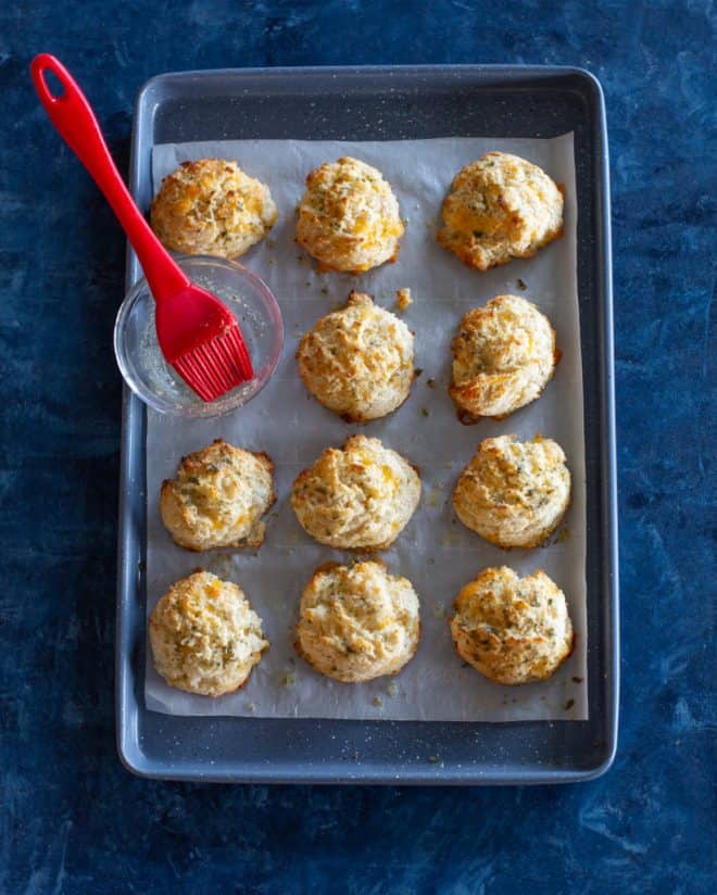 Cheddar Bay Biscuits
