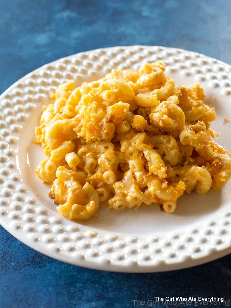 Buffalo Macaroni and Cheese on a plate