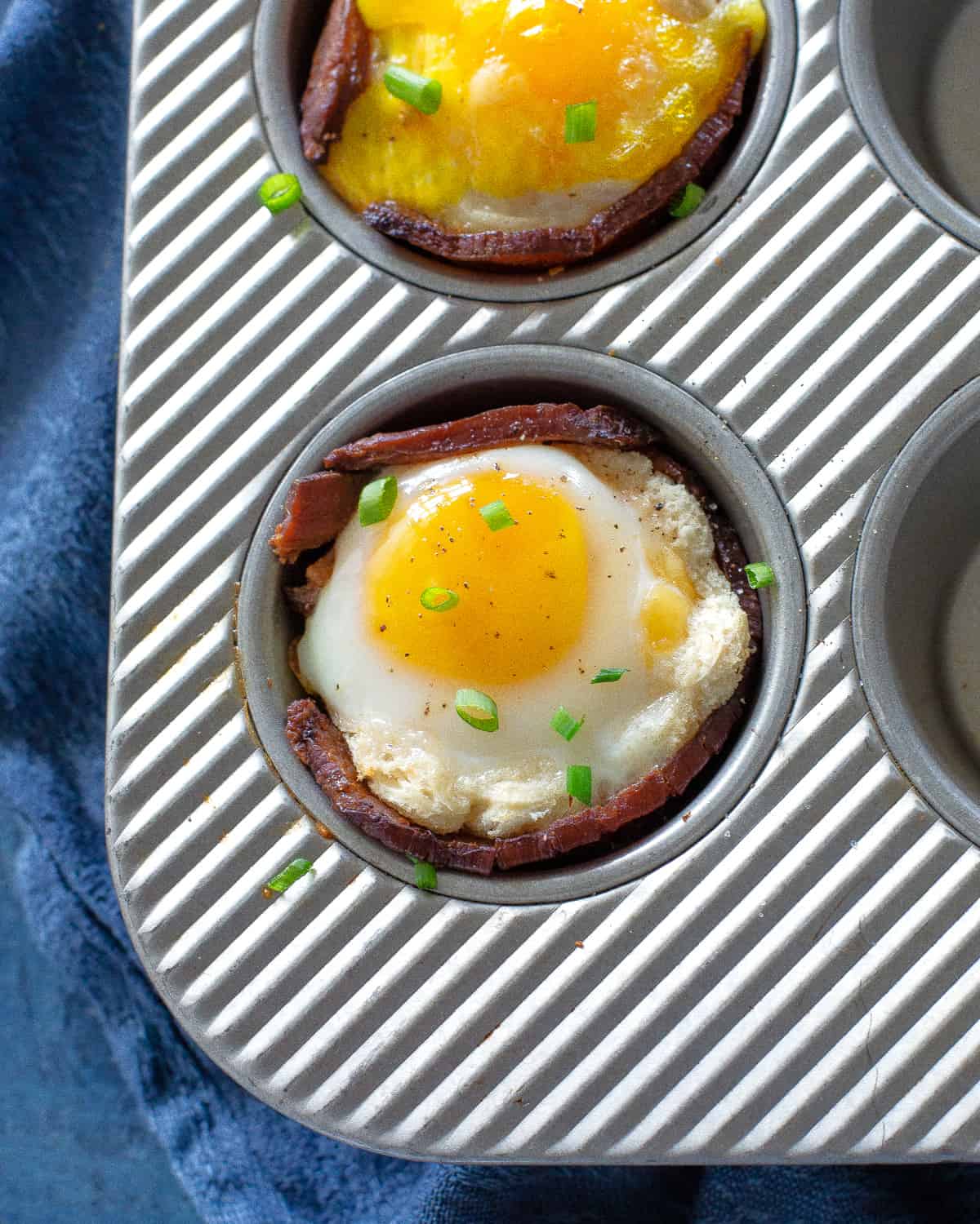 Bacon and Egg Toast Cups