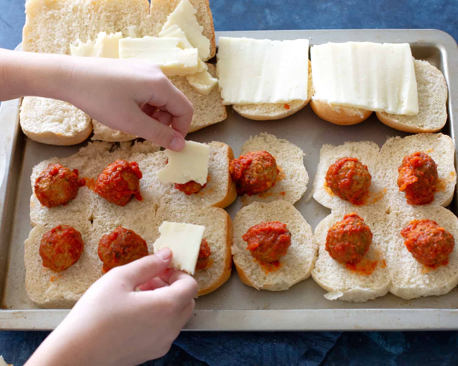 meatballs on bread