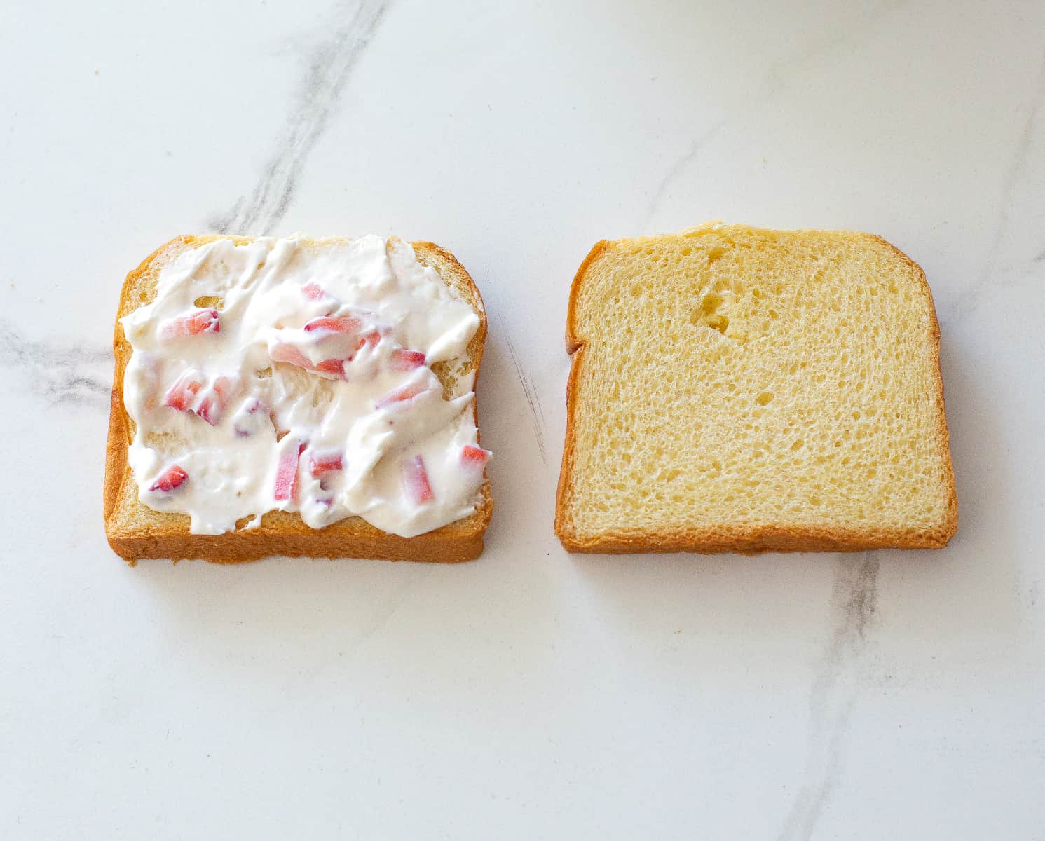 bread with cream cheese