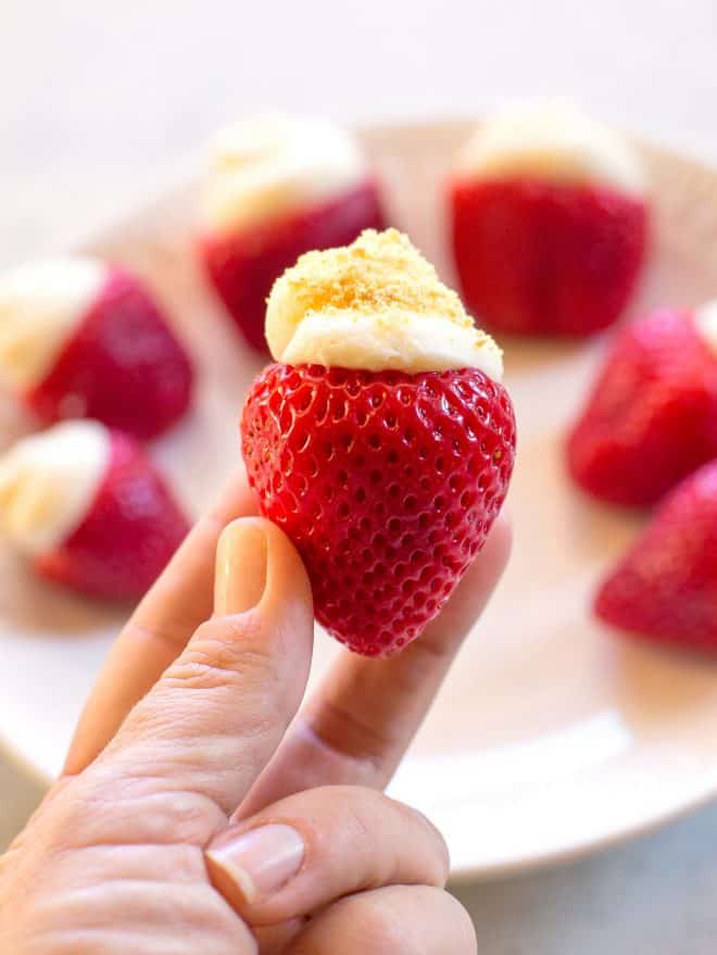Cheesecake Stuffed Strawberries