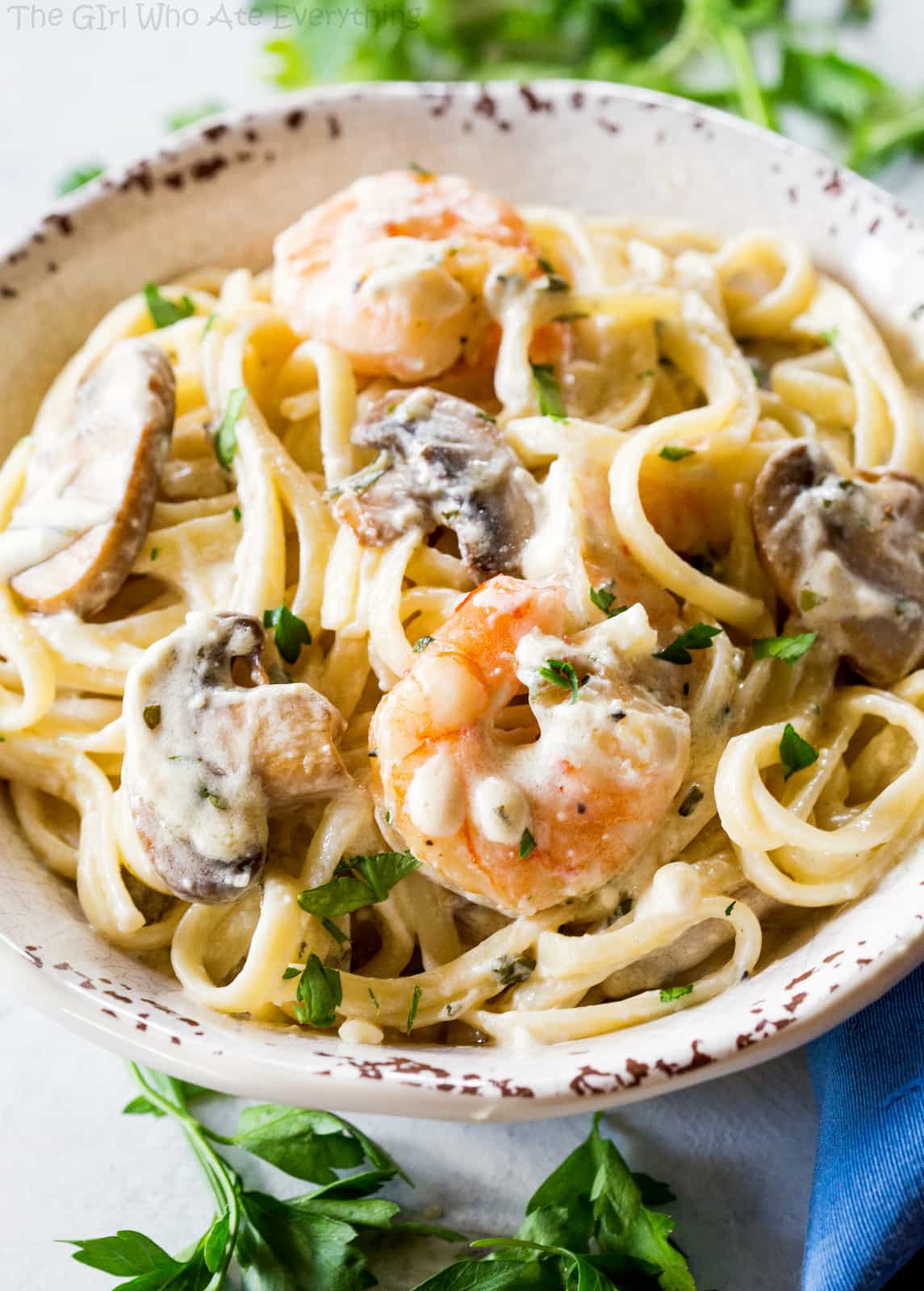 Creamy Shrimp and Mushroom Pasta - so easy and done in under 20 minutes. the-girl-who-ate-everything.com