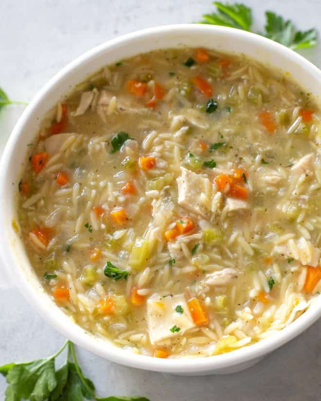 Lemon chicken orzo soup