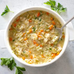 Lemon chicken orzo soup