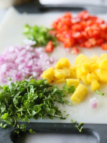 Mango Black Bean Chicken Quinoa Bowls | The Girl Who Ate Everything