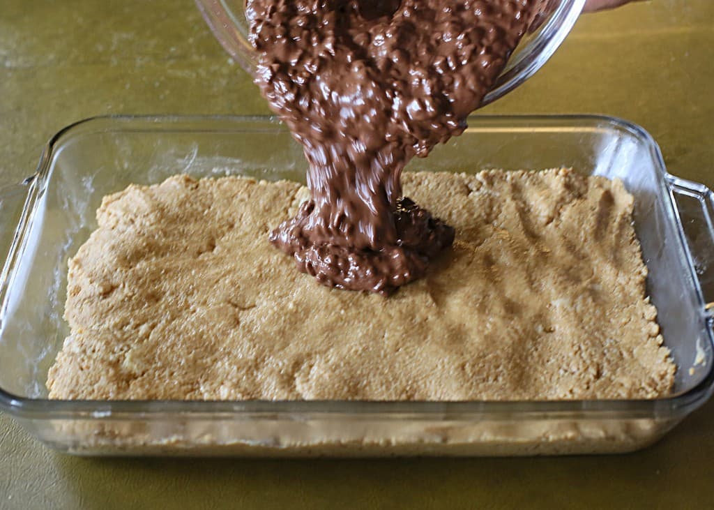 chocolate-peanut-butter-bars-8