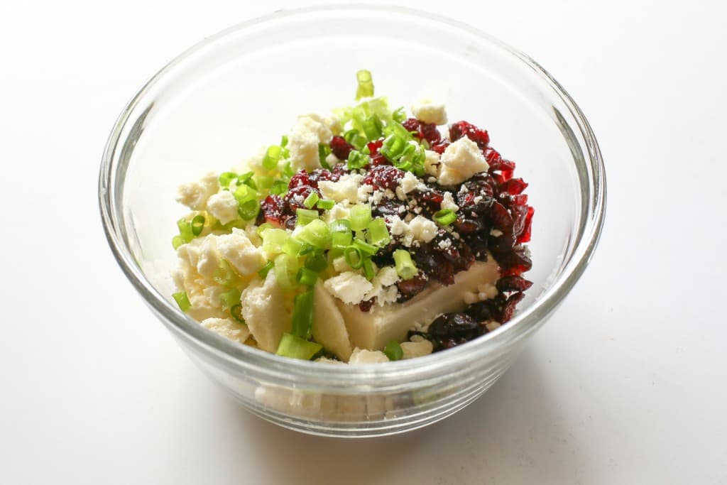 Cranberry Feta Pinwheels: a sweet and salty combo that's perfect for a Christmas appetizer. the-girl-who-ate-everything.com
