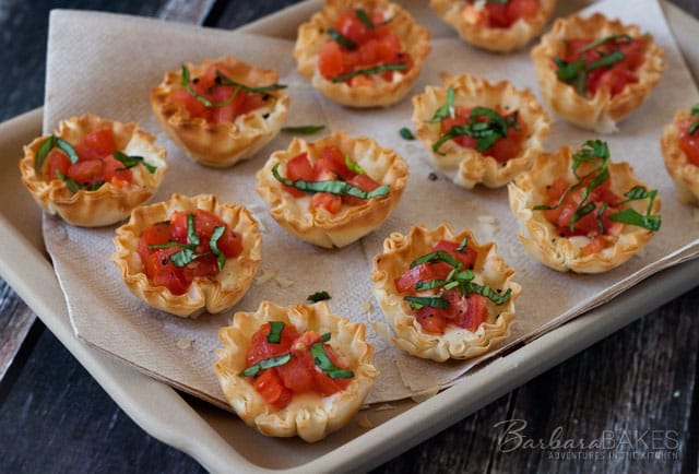 margherita phyllo bites