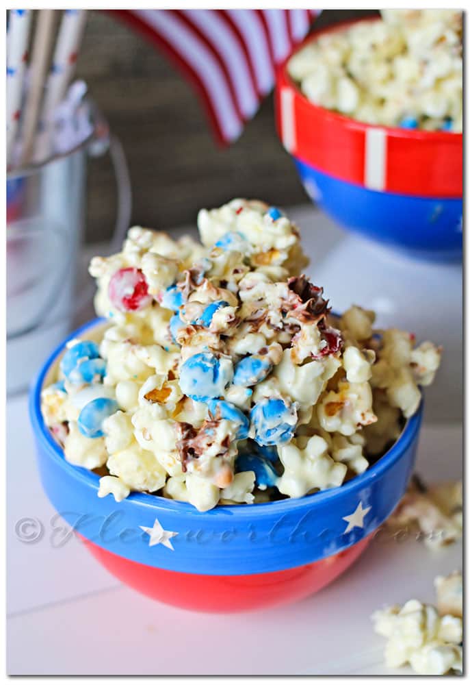 White Chocolate M&M Popcorn - Kleinworth & Co.