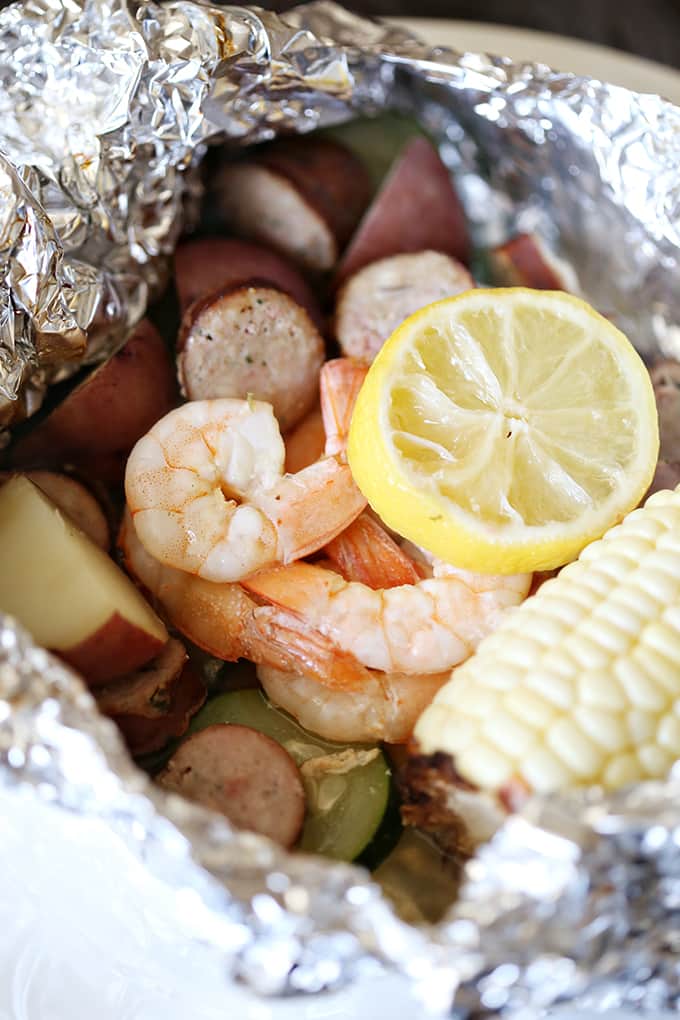 Easy Baked Shrimp Foil Packets-See Vanessa Craft