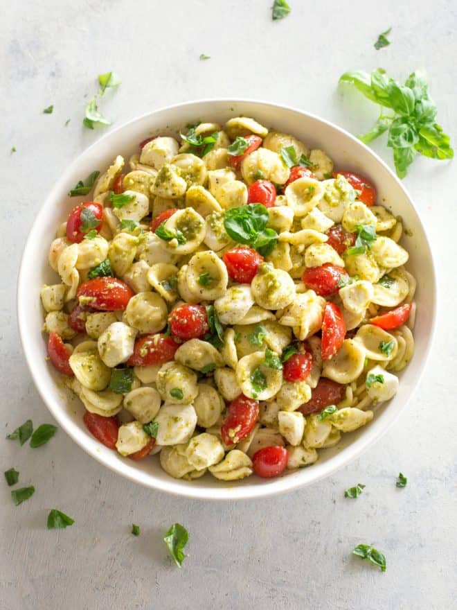 Caprese Pesto Pasta Salad