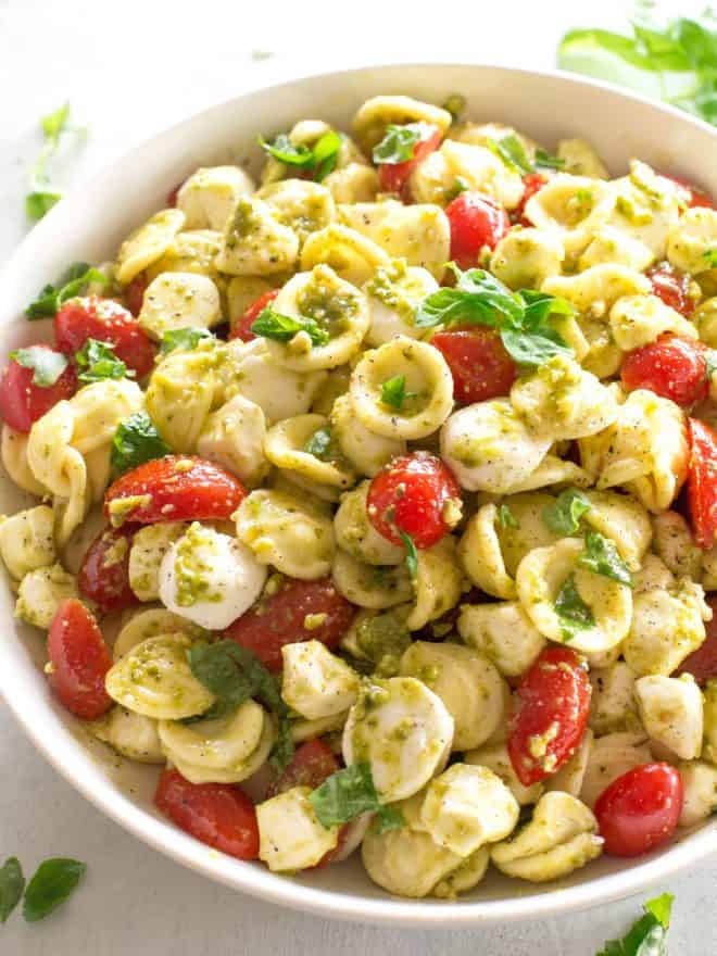 Caprese Pesto Pasta Salad