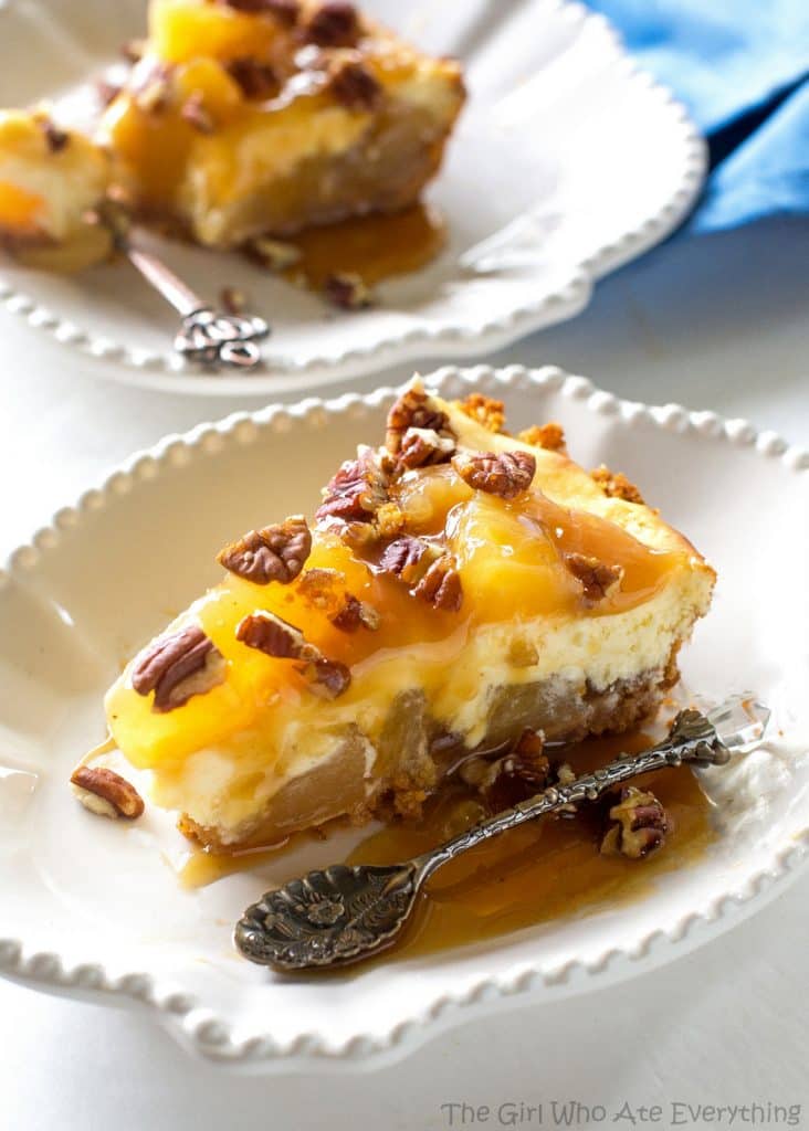 Caramel Apple Cheesecake - the easiest cheesecake with a graham cracker crust, apples, caramel, and nuts. the-girl-who-ate-everything.com