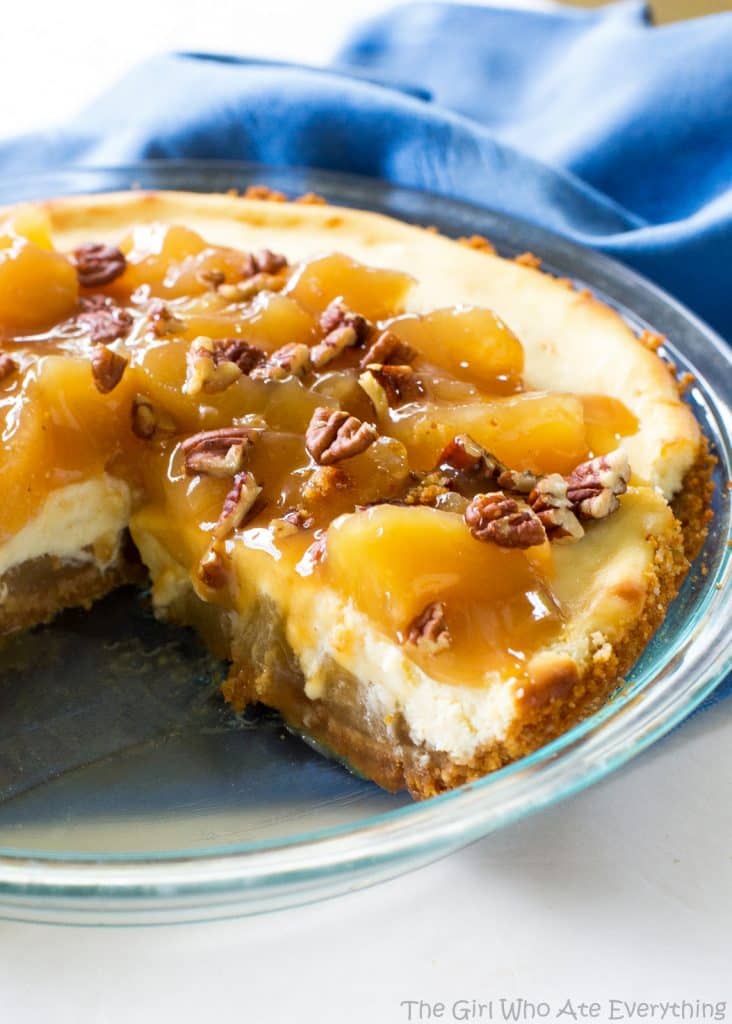 Caramel Apple Cheesecake - the easiest cheesecake with a graham cracker crust, apples, caramel, and nuts. the-girl-who-ate-everything.com