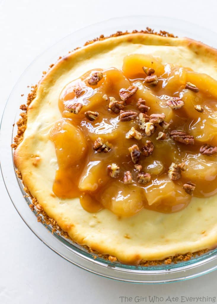 Caramel Apple Cheesecake - the easiest cheesecake with a graham cracker crust, apples, caramel, and nuts. the-girl-who-ate-everything.com