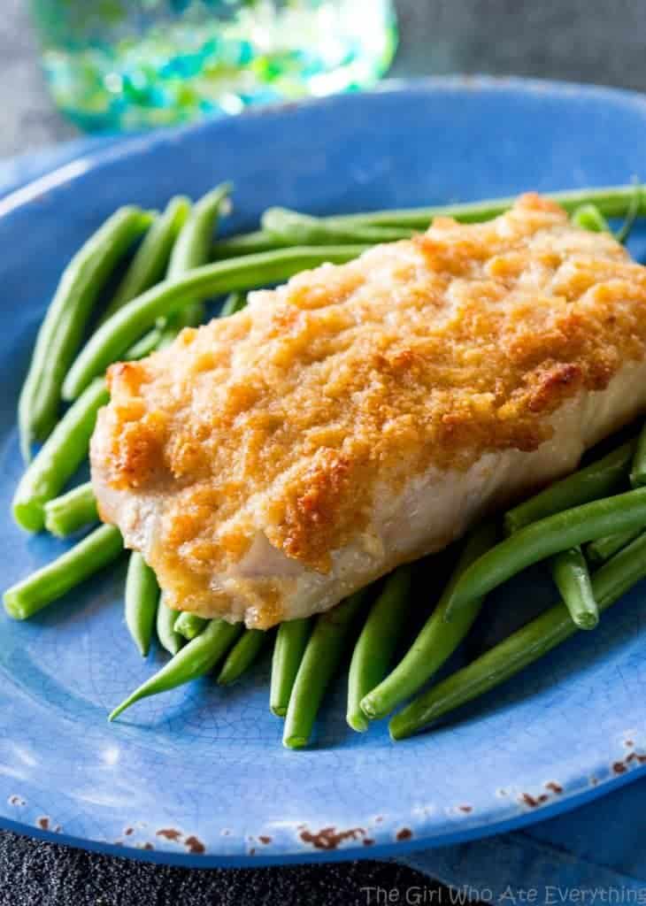 Horseradish Crusted Pork Chops - pork chops topped with a tangy, buttery, breadcrumb topping. the-girl-who-ate-everything.com