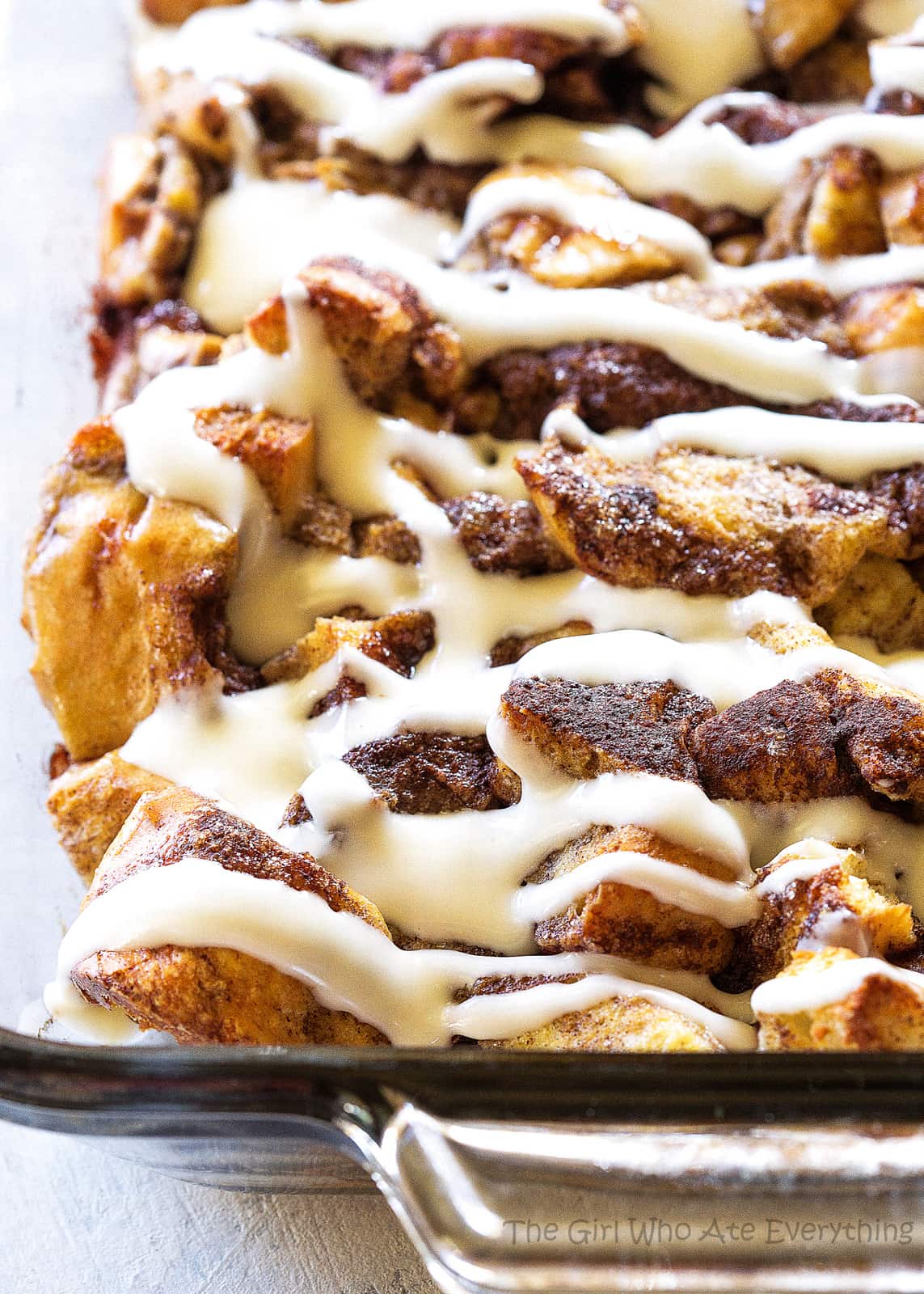 cinnamon roll breakfast bake