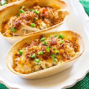 Jalapeno Popper Chicken Tacos - so good! Creamy, a little spicy, and with crunchy Panko topping on top! the-girl-who-ate-everything.com