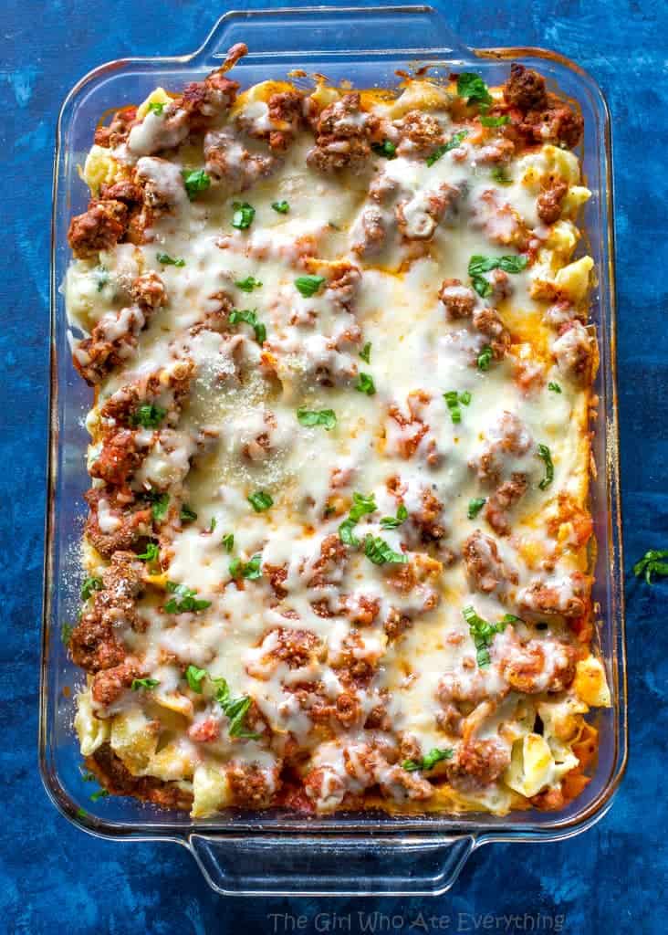 This Unstuffed Shells Casserole is all the flavors of stuffed shells without all the work. This can be made ahead of time and even frozen for an easy dinner. the-girl-who-ate-everything.com