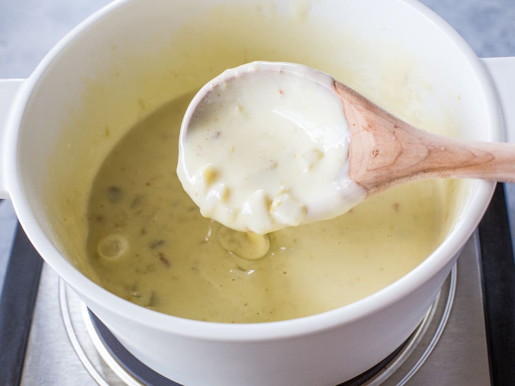 Queso Blanco Dip - only 3 ingredients to creamy, restaurant quality dip. the-girl-who-ate-everything.com