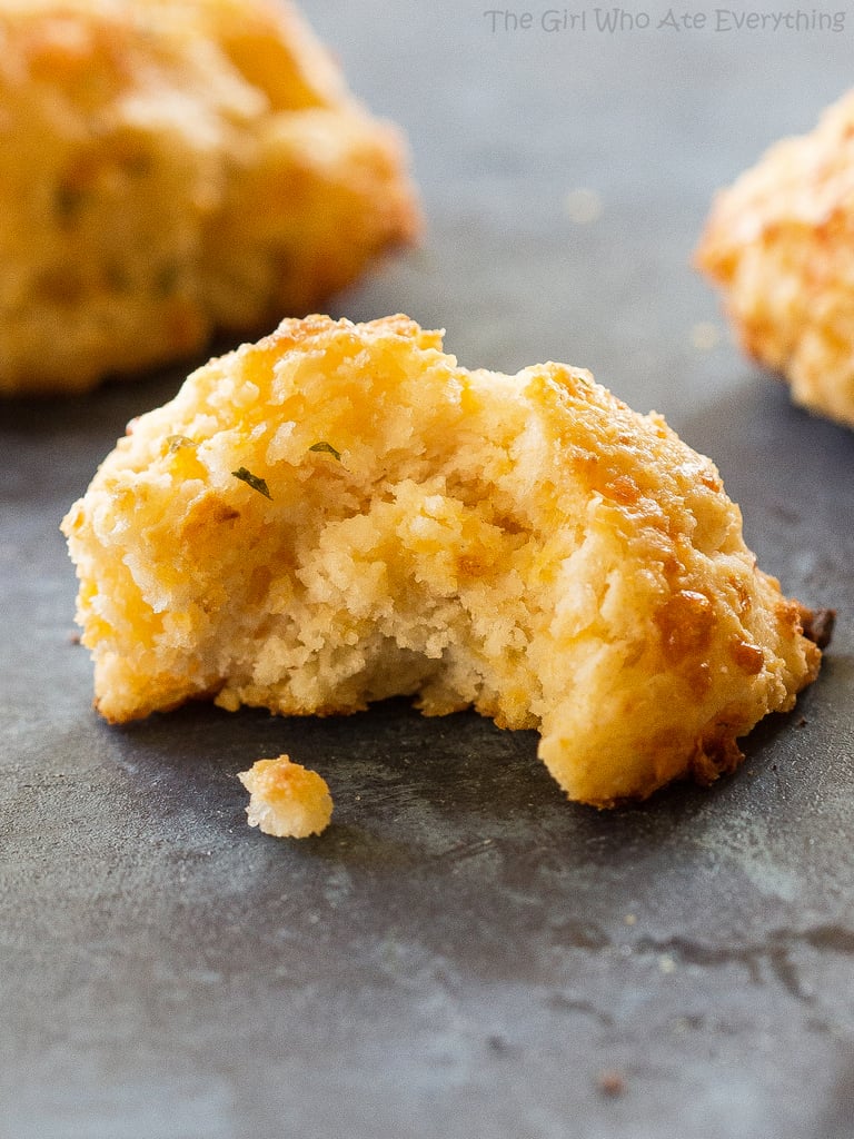 Cheddar Bay Biscuit