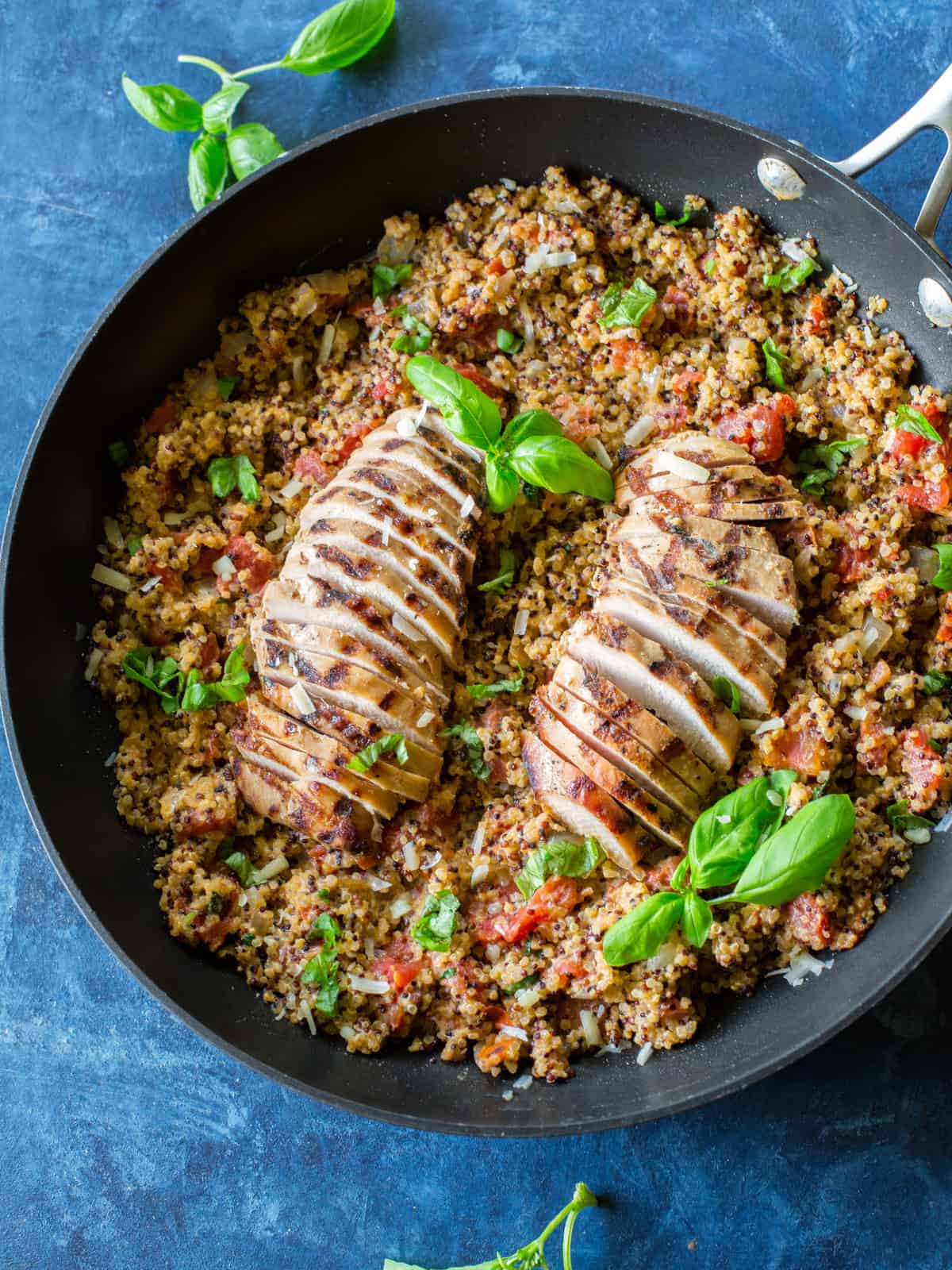 Tomato Basil Chicken Quinoa