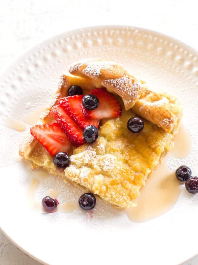 German Pancakes with fruit