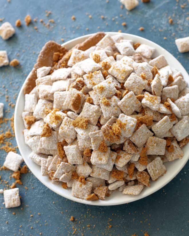 cookie butter muddy buddies in a bowl