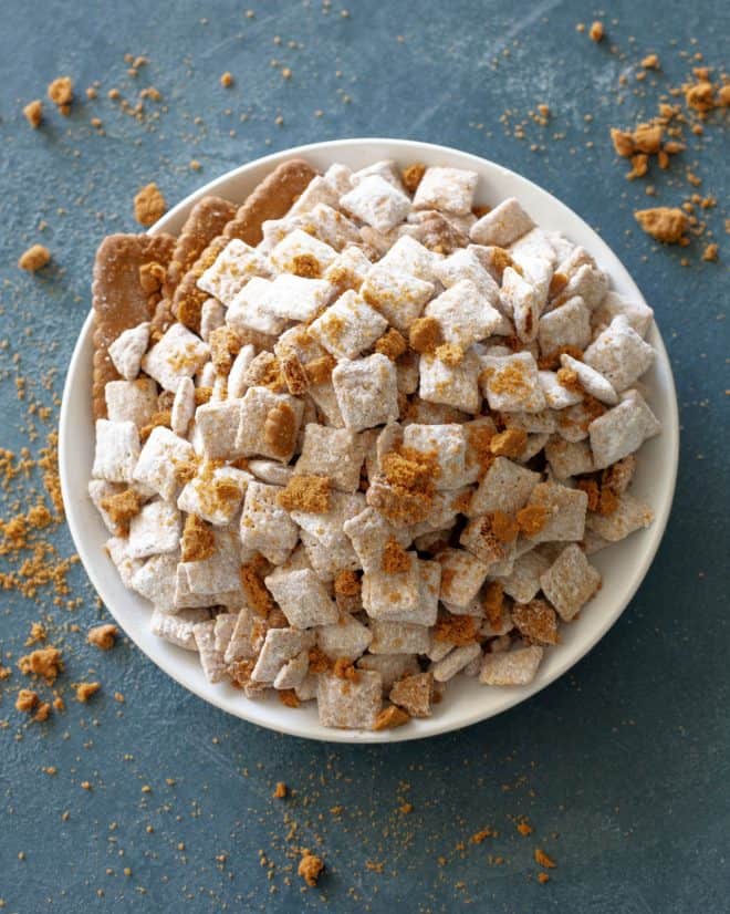 cookie butter muddy buddies in a bowl