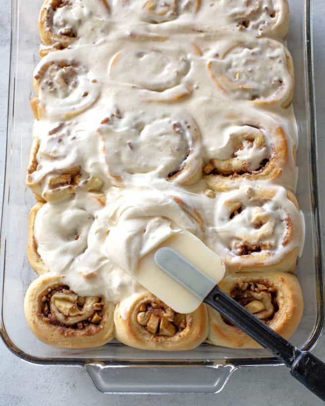 apple cider cinnamon rolls