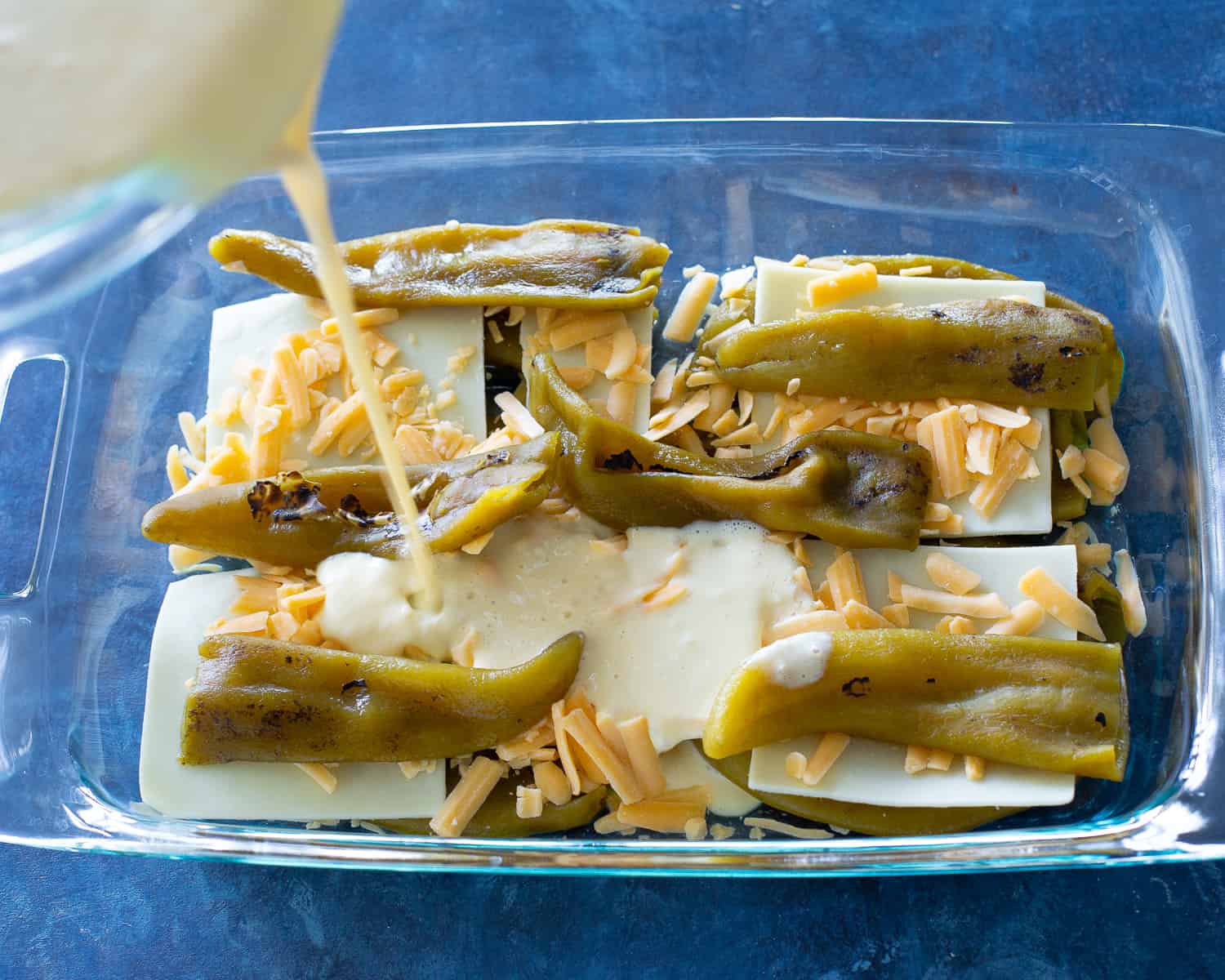 chili with cheese and egg