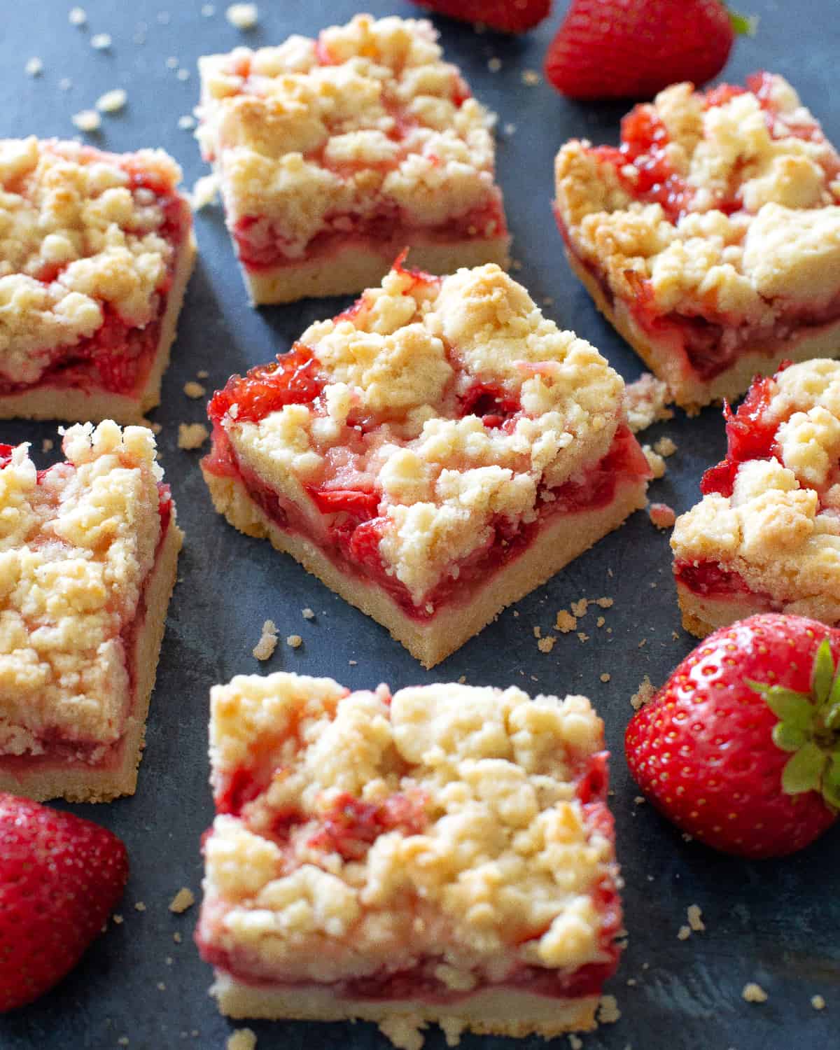 strawberry crumb bars