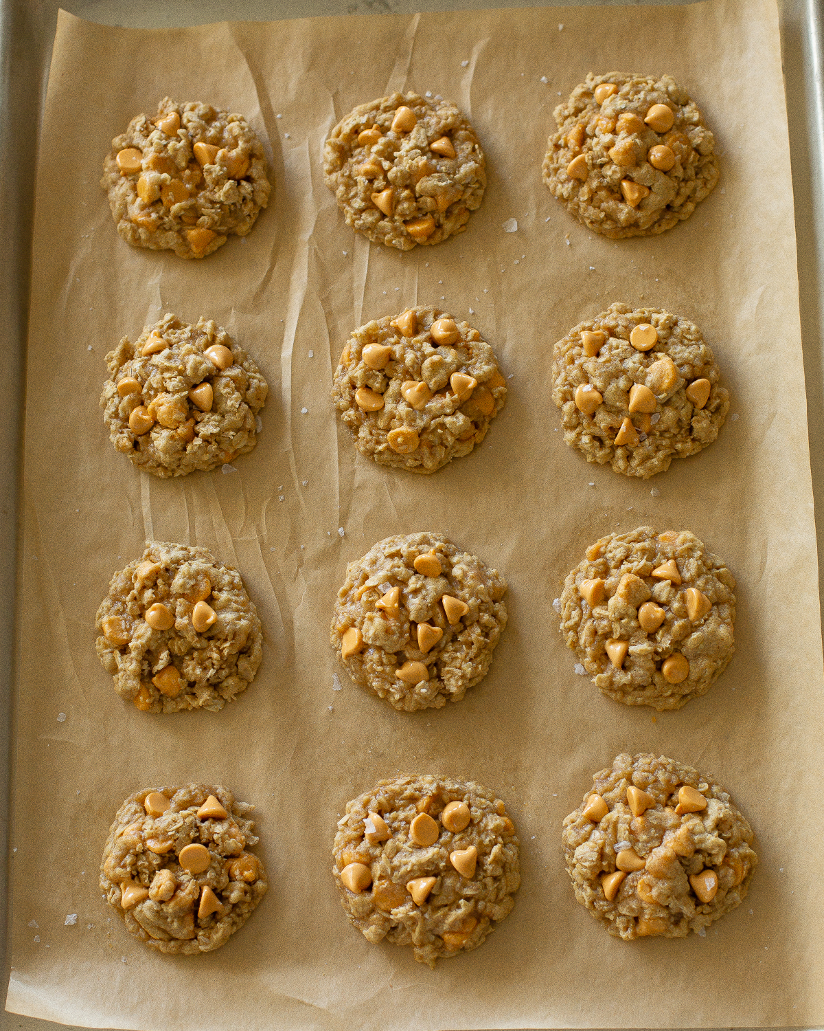 These Oatmeal Scotchies are soft, chewy cookies with oats and butterscotch chips throughout. #oatmeal #scotchies