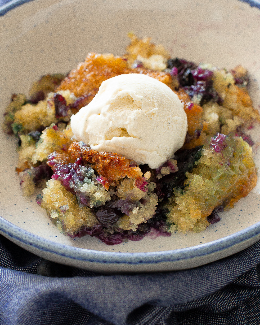  Blueberry Cobbler with ice cream