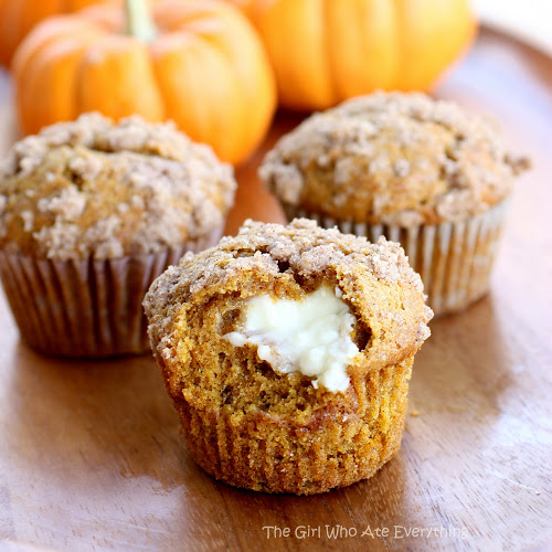 Pumpkin Cream Cheese Muffins - hands down one of my favorite muffins ever! the-girl-who-ate-everything.com
